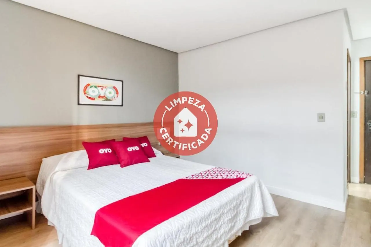 Oyo Hotel Lancaster, Porto Alegre